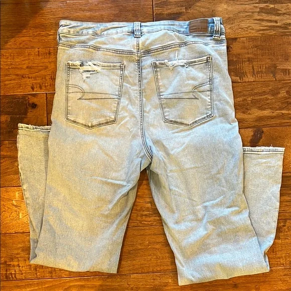 Light Blue AE flare Women's Jeans - Picture 5 of 5